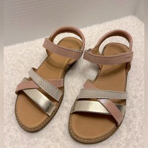 Froddo Girls Pink/Gold Strap Leather Sandals Size EU 34 US 3.  Like New!